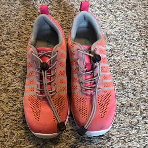 Apex A7200W Breeze Women's Coral and Gray Knit Athletic Sneakers